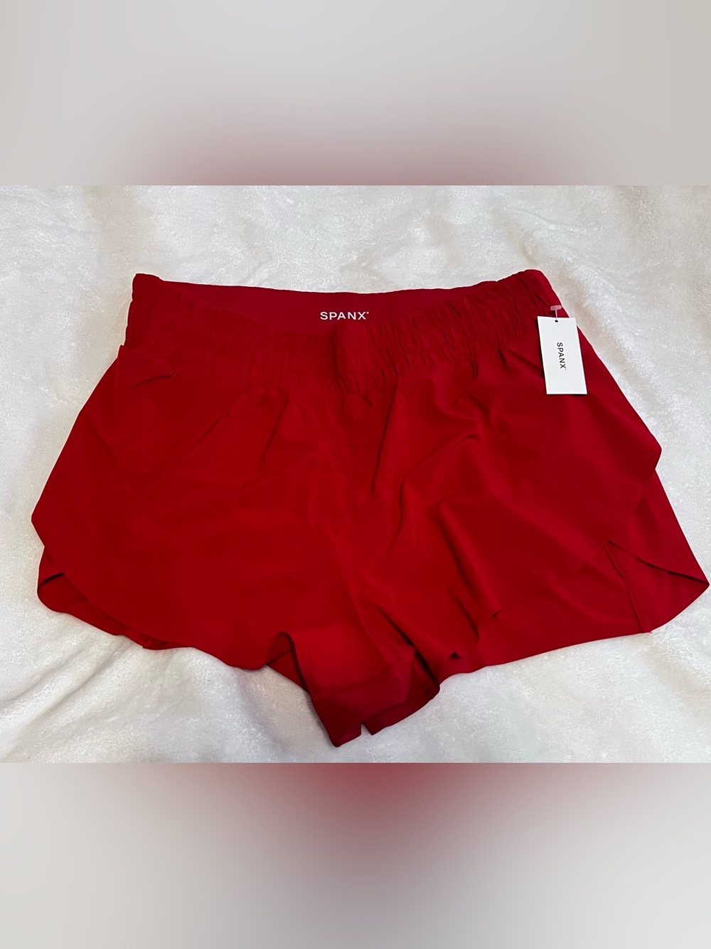 NWT Spanx GM Activate Run Shorts Cherry Red XL Booty Boost Active Shorts